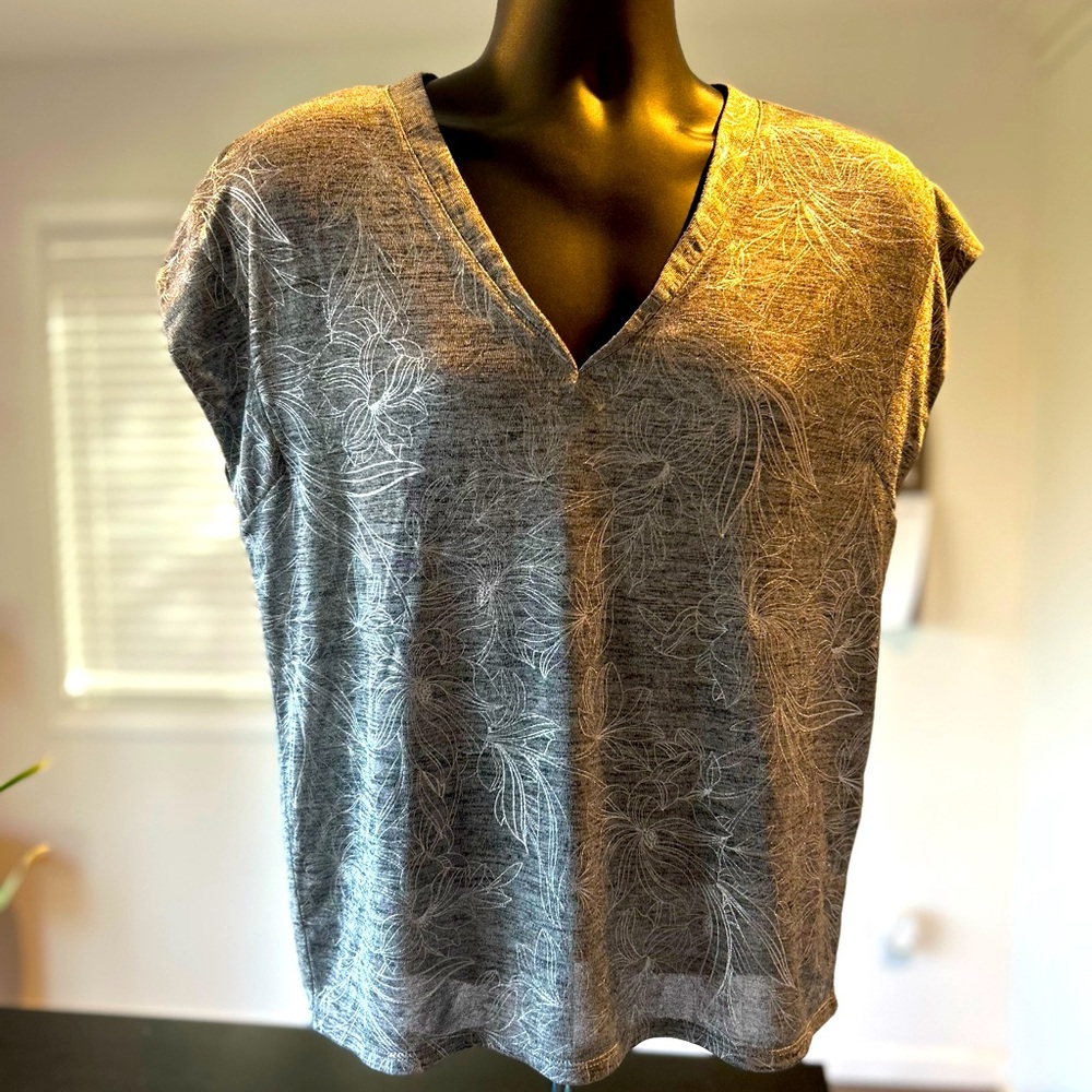 Small WHBM blouse/tee with silver detail